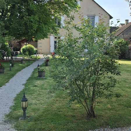 Maison D'Eusebia Château-Chalon Exteriör bild