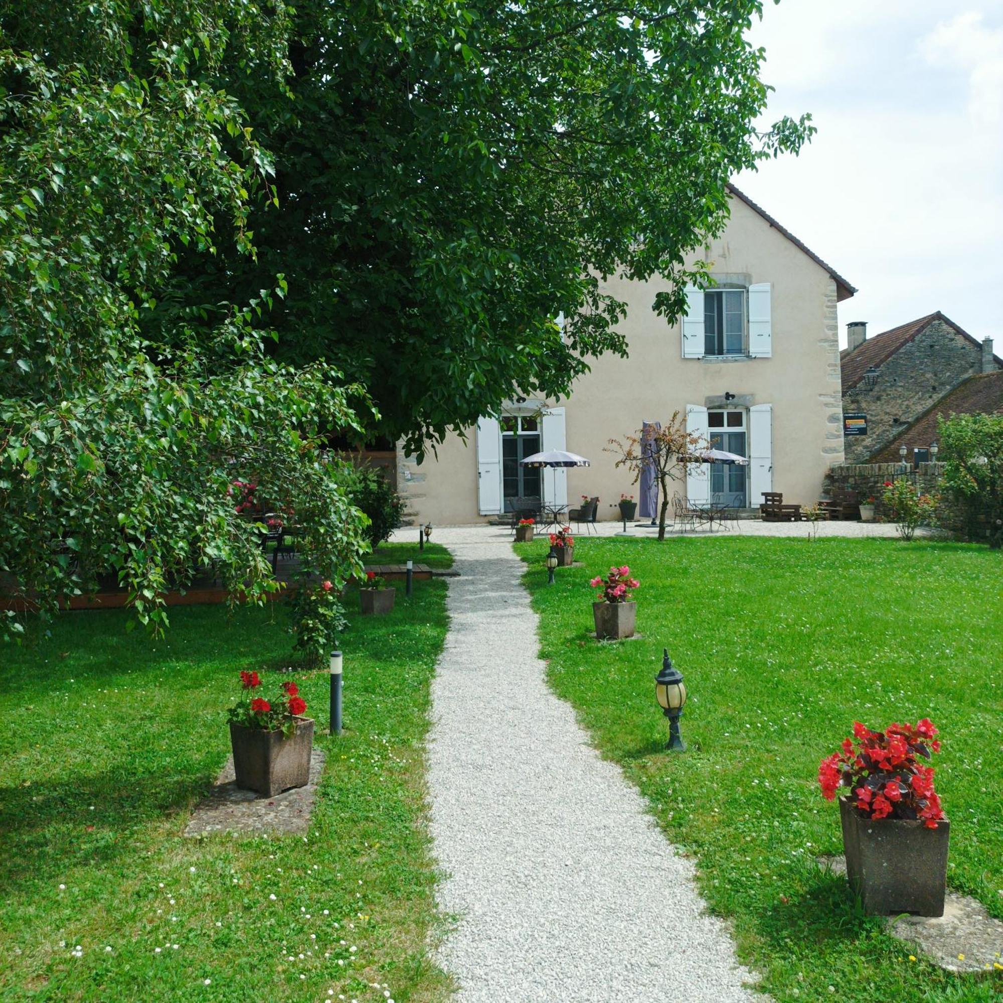 Maison D'Eusebia Château-Chalon Exteriör bild