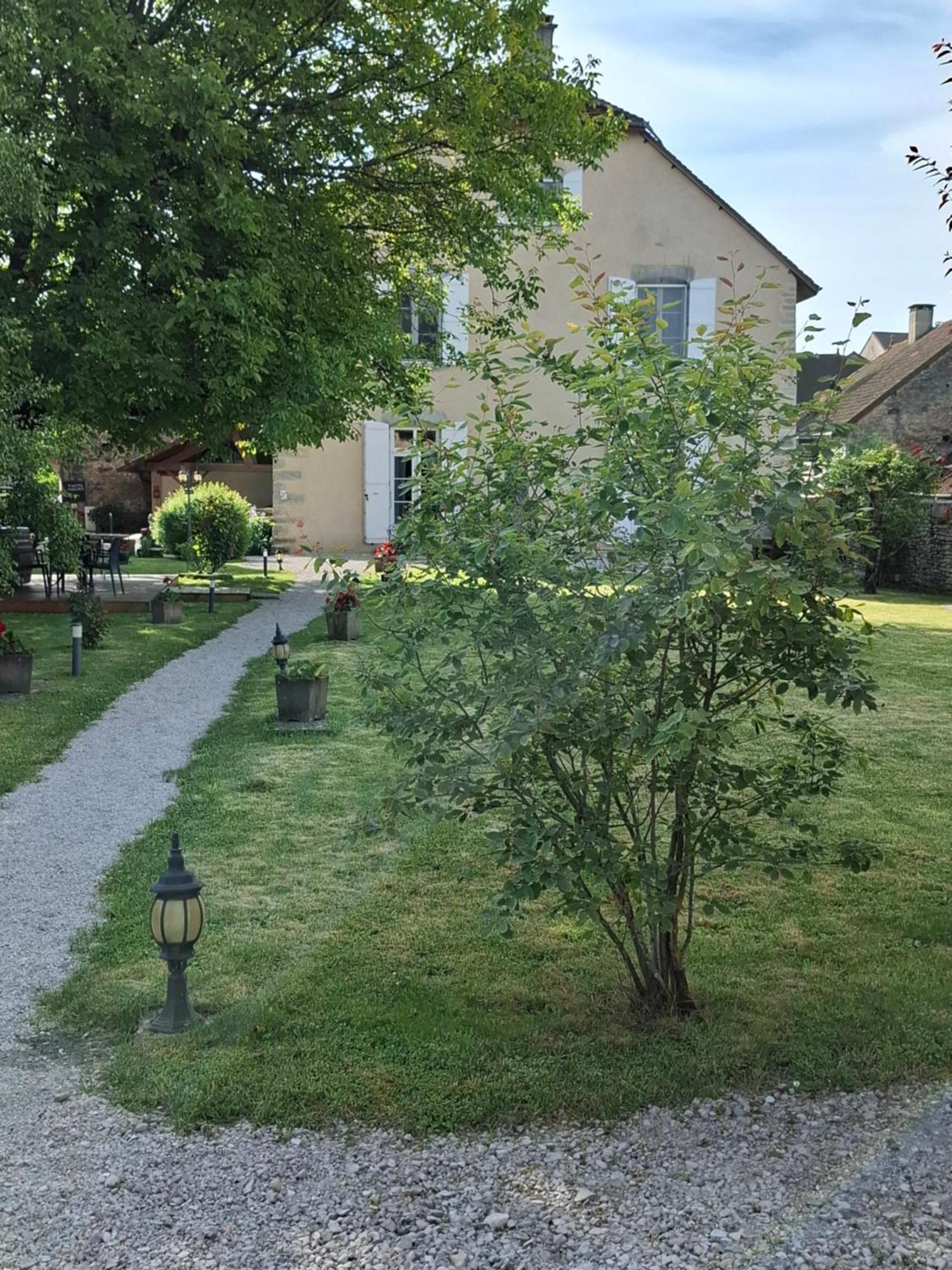 Maison D'Eusebia Château-Chalon Exteriör bild